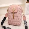 Bolso para mujer 2023 Nuevo Borla de Corona Estampado vertical para teléfono móvil Estilo Chanel Casual Cinta Cruzado Bolso pequeño para cambio