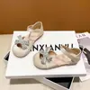 Sandalias Cerradas para Niñas 2026 Verano Nuevas Suela Suave Huecas Zapatos para Bebé Niña Zapatos de Cuero para Niñas Zapatos de Princesa para Niños