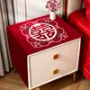 Funda para mesita de noche de dormitorio de boda, roja y festiva, a prueba de polvo, con caracteres chinos de buena suerte, para decoración de boda y montaje de mesa