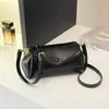Design de Nicho Casual Pequena Bolsa Quadrada Fashionável Tendência Bolsa de Ombro Único Transversal Outono 2026 Textura Simples Bolsa Feminina