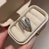 Anillo de Apertura de Flor con Forma de Serpiente Chapado en Oro Real con Circonita para Mujer Estilo Ins Lujo Ligero Anillo de Dedo de Alto Nivel Joyería de Moda Popular en Internet