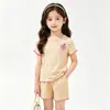 Nuevo Conjunto de Top Rayado y Shorts para Niños, Atuendo Rayado de Verano para Niñas, Moda Casual de Manga Corta y Cuello Redondo