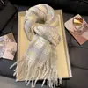 Colección de Bufandas de Mohair de Color Sólido de Otoño e Invierno, Bufandas Atmosféricas Estilo Coreano, Bufandas Chal Ampliadas y Engrosadas al por Mayor