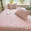 Lençol de baixo com elástico de algodão acolchoado, peça única, colcha de cobertura total, adequado para quartos de dormitório e quartos, fofo e com tema de desenho animado, conjunto de cama de três peças