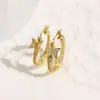 Pendientes de Aro Grandes de Mariposa Completos de Diamante en Cobre de Moda Exagerada Pendientes de Hebilla de Oreja Dulces Frescos Simples para Mujer en stock Venta al por Mayor
