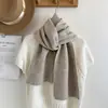 Bufanda de punto suave estilo coreano para mujer, otoño e invierno, simple y versátil, calentador de cuello, adecuada para estudiantes y parejas, chal de color liso, moderno