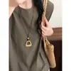 Colar de Flor Trançada Estilo Férias na Praia para Mulheres, Pingente de Pescoço com Design de Nicho, Acessório Decorativo Retrô Boêmio