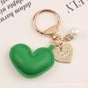 Nuevo Colgante Llavero Corazón de Cuero Aleación Creativo Colorido Corazón de Durazno Perla Accesorios Pequeña Decoración de Bolso Fresca