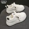 Zapatillas blancas de cuero genuino de moda para mujer, nuevo modelo otoño 2026, zapatos deportivos casuales de plataforma de suela gruesa, zapatos para mujer que aumentan la altura