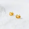 Pendientes de botón de plata de ley S925 Nalan Gato Pequeño de Cristal Amarillo Juguetón Lindo Lujo Ligero Nicho Dulce Uso Diario M08461