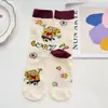 Calcetines de dibujos animados de algodón peinado para niños, bonitos calcetines de tubo medio para mujer, calcetines de moda de dibujos animados, calcetines casuales para hombres y mujeres, venta al por mayor transfronteriza