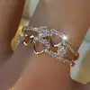 Anel Cruzado Novo Estilo Estilo Cool Diamante Vazado Coração Personalidade Feminina Criativo Simples Luxo Leve Tendência Joia de Mão Atacado