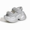 Sandálias de Sola Grossa para Mulheres 2026 Verão Novo Estilo Plataforma Confortáveis Casuais Sapatos de Praia Fashion Versáteis para Exterior Aumentam a Altura Sapatos Femininos