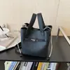 Bolsa Feminina Transfronteiriça 2025 para o Dia a Dia, Elegante e Estilosa, de Ombro, Axila, Alto Valor, Grande Capacidade, Bolsa tipo Saco de Ombro Transversal
