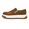 Nuevos Mocasines de Otoño para Hombre, Marrones de Gamuza Slip-On Suela Gruesa que Aumenta la Altura Casual Versátil Zapatillas