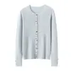 Suéter de tricô de cashmere retrô estilo coreano com múltiplos botões para mulheres, perfeito para looks de outono e inverno, apresentando um design de cardigã elástico, justo e moderno