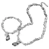 Colar e Pulseira Coração de Diamante Cinza Prata Irregular Prata Quebrada para Mulheres, Luxo Leve, Corrente para Clavícula Choker de Moda de Alta Qualidade