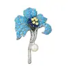 Broche de flor de perla turquesa azul nuevo 2026, un accesorio de alta gama y lujoso para trajes y abrigos