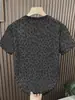 2026 Novo Estampa de Leopardo Gola Redonda Manga Curta Moda Masculina Tendência Luxo Leve High-End Solto Versátil Top Meia Manga Camisa Base