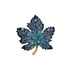 Broche de hoja de arce de cristal para industria pesada, accesorio de alta gama para mujer, exquisito y sencillo ramillete de lujo, para traje o abrigo.