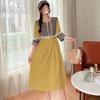 Estilo Nuevo Primavera y Verano 2024 Algodón y Lino de Xinjiang Estilo Étnico Vestido con Lentejuelas Cintura Entallada Cuello en V Ropa Étnica para Viajes
