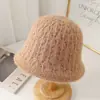Chapéu de Tricô Liso Novo Estilo Coreano Feminino de Inverno Versátil Dupla Face Casual À Prova de Frio Quente Chapéu Bucket