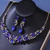 Set de joyería de novia transfronterizo europeo y americano: conjunto de dos piezas de collar y pendientes con diseño floral, estilo vintage de alta gama, al por mayor