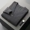 Cardigã de lã pura 2026 outono e inverno masculino gola V camada de ar camisa base, jaqueta quente casual de negócios para meia-idade