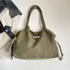 2026 Bolsa de Mão Grande de Veludo Novo Estilo para Estudantes Universitários, Aula, Deslocamento, Bolsa de Ombro Versátil