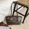 Bolsa Grande de Ombro/Tote Bag Fashionável Retro Estilo Coreano Nicho para Mulheres Nova Coleção Primavera 2026 para o Dia a Dia