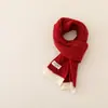 Conjunto de invierno cálido y resistente al frío para niños, que incluye guantes compatibles con pantalla táctil y una bufanda de lana tejida, un conjunto de dos piezas para bebés niños y niñas