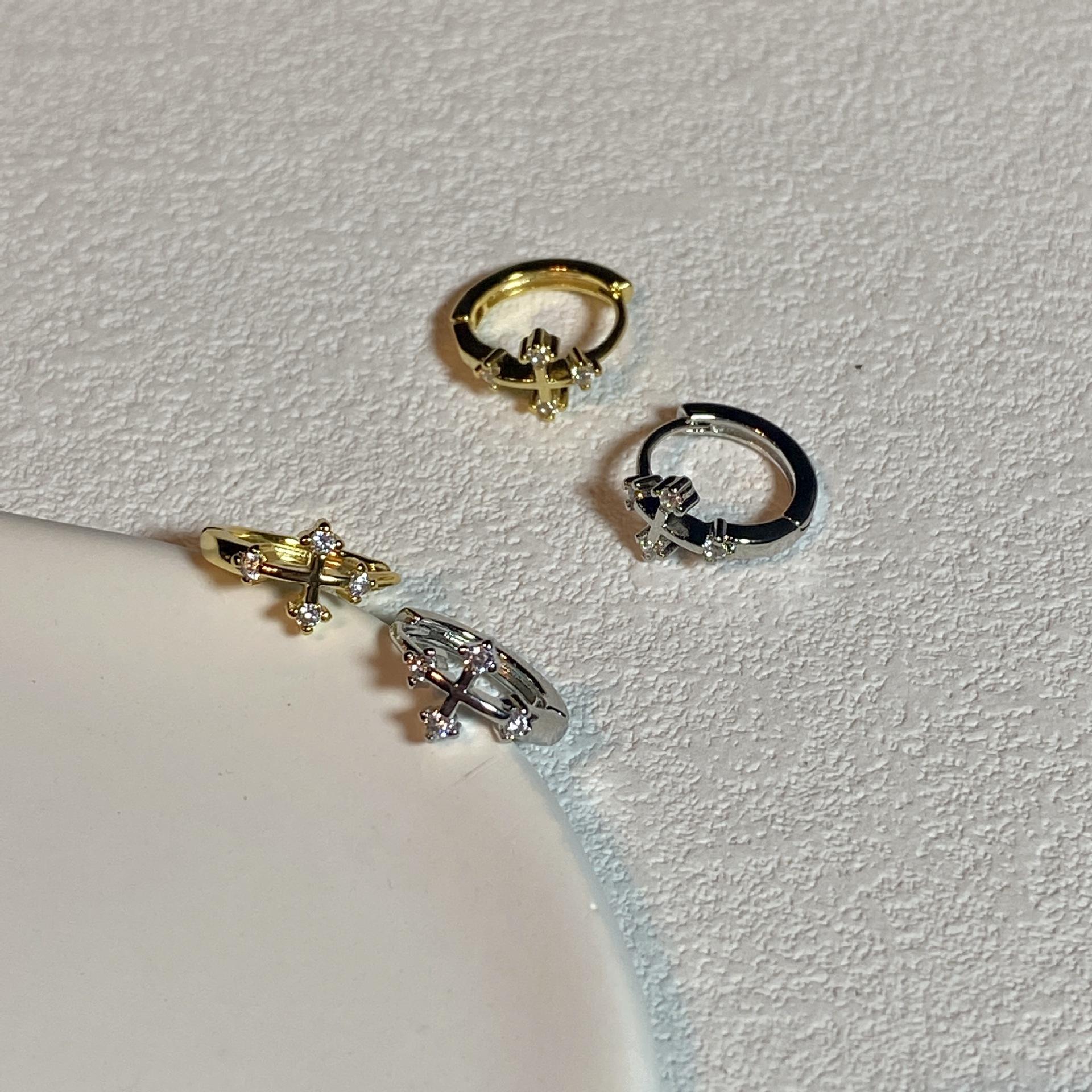 R203#十字架耳扣