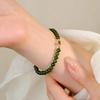 Hebilla magnética nuevo brazalete de jaspe calcedonia verde chino para mujer pulsera exquisita de nicho de lujo ligero de alta gama joyería de mano para mujer