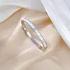 [Acero de titanio de cuerpo completo] Estilo INS europeo y americano carcasa pulsera de acero de titanio minimalista moda retro transfronteriza joyería de acero inoxidable