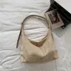 Bolsa tote de veludo estilo coreano com corte relaxado, nova coleção outono 2026, grande capacidade, retrô, cor sólida, simples e bolsa de ombro única