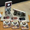 Funda para teléfono con soporte de cachorro de tablero de ajedrez adecuada para iPhone16promax Funda para teléfono Apple 17 funda de cambio instantáneo galvanizada