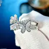 Anillo de diseño multicapa de mariposa transfronterizo europeo y americano, un anillo dulce y fresco que es un artículo de gran venta en Douyin y Amazon