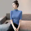 2024 Nova T-shirt de Outono e Inverno com Gola Pequena e Manga Curta Feminina Início do Outono Nova Estilo Coreano Slim Fit Gola Alta Meia Manga Cor Sólida