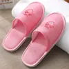 Nuevo hotel de verano hotel cinco estrellas casa de huéspedes pantuflas desechables hospitalidad en casa niños lino Cuatro Estaciones eva