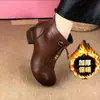 Botas de Salto Alto, Botas Curtas, Novos Sapatos para Mães de Meia-Idade e Idosos Outono e Inverno 2025, Sapatos de Couro Camurça Plus, Botas e Sapatos de Algodão