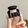Pinza para el Cabello con Letra Minimalista para Mujer, Sujetador para Cola de Caballo Alta, Pinza de Garra Pequeña, Pinza de Tiburón para Medio Recogido, Elegante Accesorio para el Cabello de Calabaza