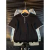 Camiseta Masculina de Malha Respirável com Gola Henley Retro Americana, Manga Curta, Verão, Blocos de Cor, Costurada à Mão, Casual