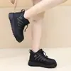 Zapatos de Algodón Nuevos de Invierno para Mujer Dropshipping Zapatos Transfronterizos Botas de Algodón Engrosadas Resistentes al Frío para Mujer Zapatos de Madre Slip-On