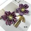Flores artificiales de rosa silvestre pequeña, flores falsas de tela de seda, accesorios para ropa DIY, materiales para regalos, decoraciones de pared de flores para bodas