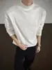 Top de base branco de gola semi-alta para homens, outono e inverno, camiseta top de manga comprida de rua desconstruída boxy, moderna