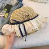 Chapéu de Palha Trançado Floral Estilo Coreano para Mulheres, Proteção Solar de Verão, Chapéu de Pescador de Aba Larga, Emagrecimento Facial, Chapéu de Sol Versátil para Praia