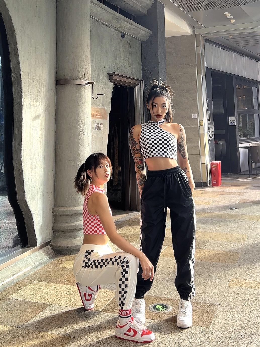 3D03C0520FB1CEAD920409FD2CAC54