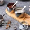 Acero Inoxidable 304 Martillado Caja de Condimentos Comercial Set de Tres Piezas con Cuchara y Bandeja de Madera Salero de Cocina Sellado Fábrica al por Mayor