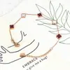 Pulsera de Trébol de Cuatro Hojas de Venta Caliente Transfronteriza para Mujer, Elegante y Versátil, de Doble Cara, con Cinco Flores, Madreperla, Acero de Titanio Antidesvanecimiento, Joyería