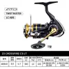 Carretilha Dawa 23/26 Crossfire para Pesca com Iscas Artificiais, com Lançamento de Longa Distância e Carretel de Metal